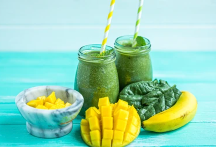 Mango Spinach Smoothie